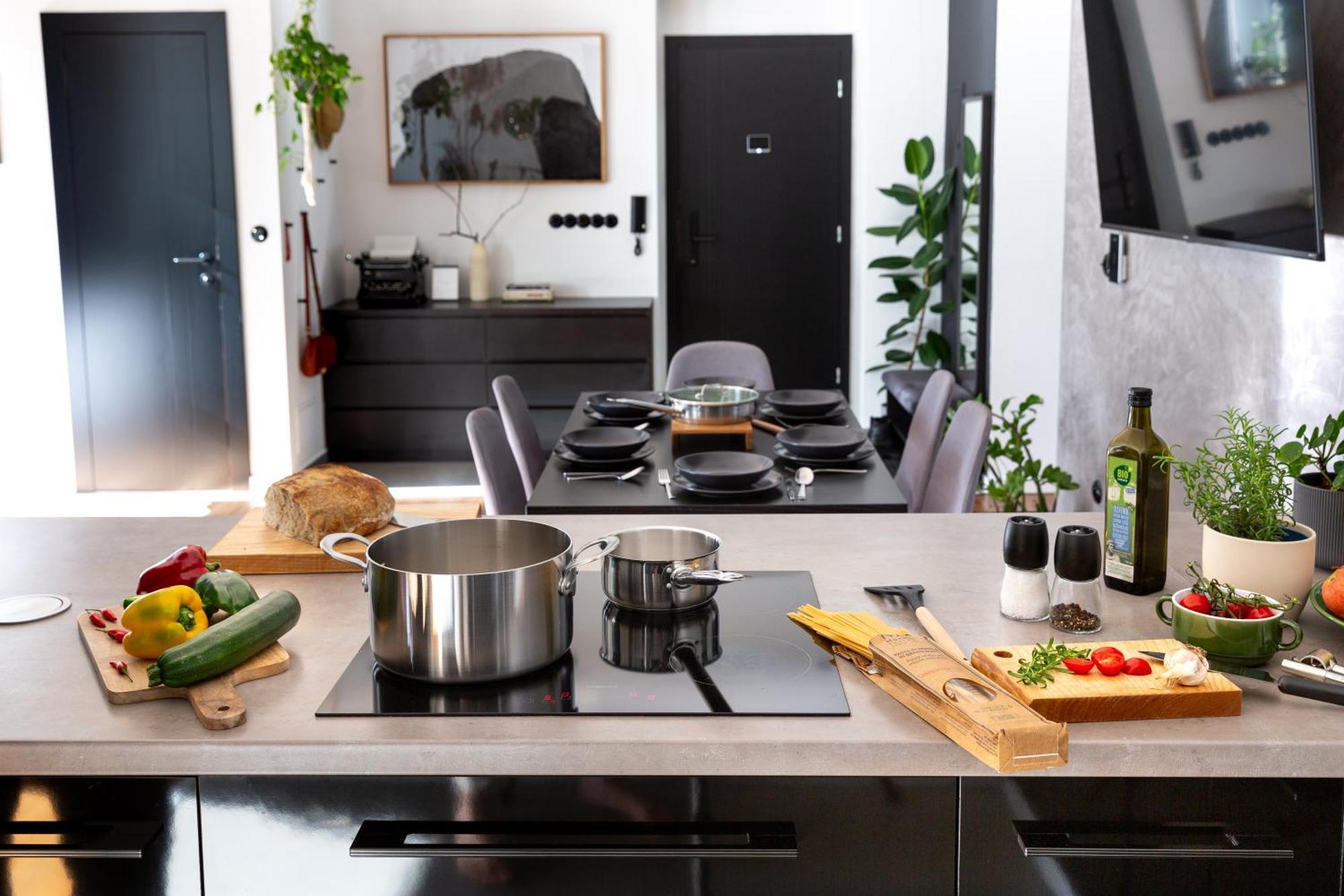 Evergreen - Old Town Spacious Stylish Apartment With Ac And One And A Half Bath, Baby & Kid- Friendly Pressburg Exterior foto